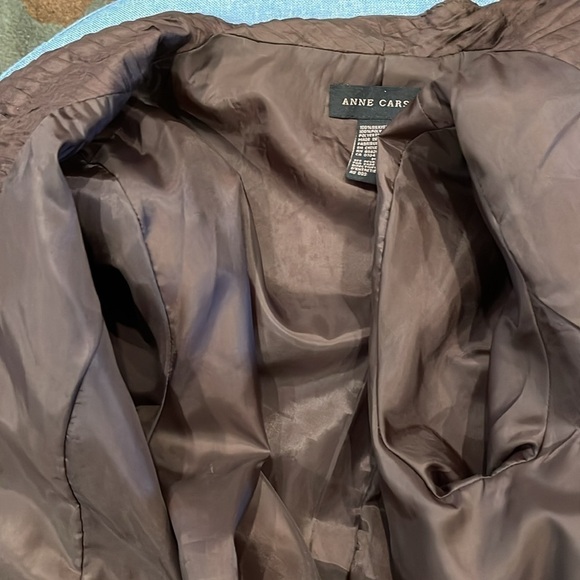 ANNE CARSON M brown silk textured  open jacket with pockets and fully lined. - Picture 6 of 7